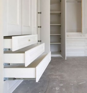 Wardrobe drawers with custom fronts